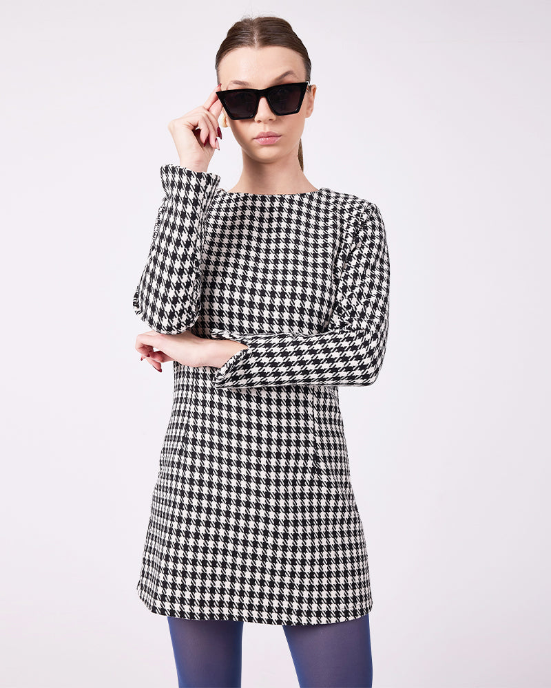 Siyah-Beyaz Kazayağı Elbise